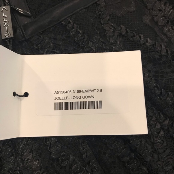 Alexis Joelle Gown - Picture 3 of 5